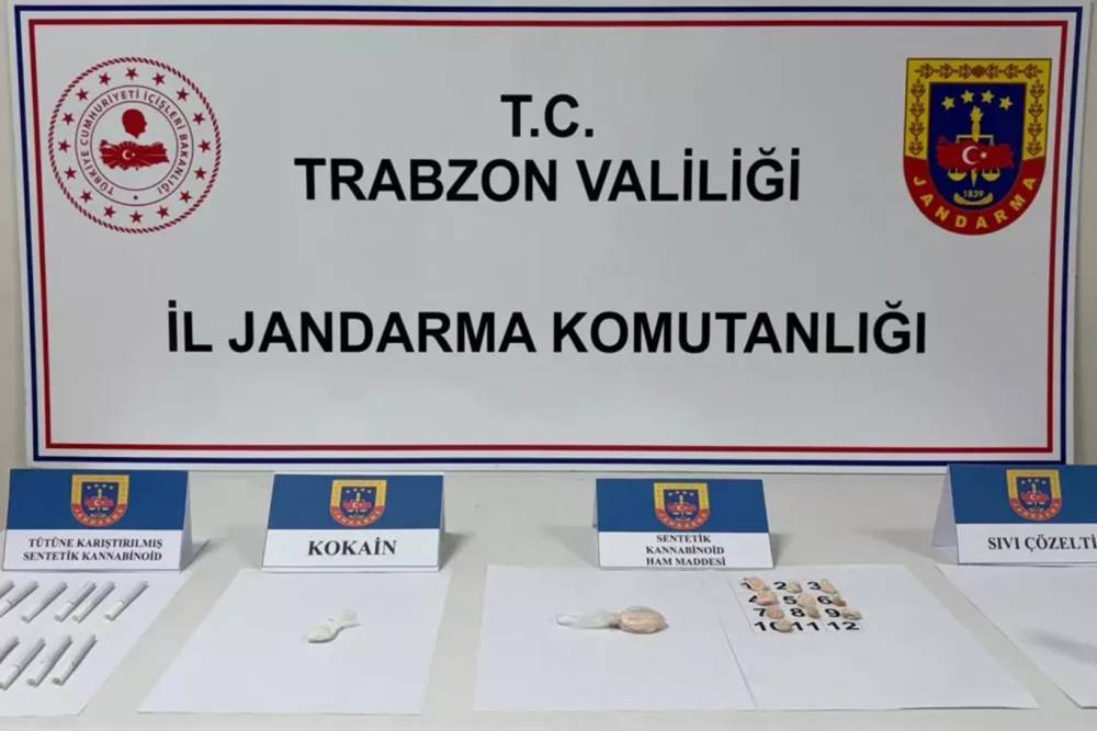 Trabzon'da uyuşturucu operasyonu: 11 g&ouml;zaltı