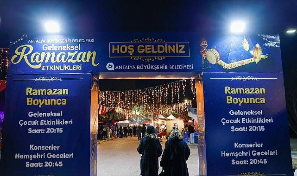 B&uuml;y&uuml;kşehir Belediyesi'nin Geleneksel Ramazan Etkinlikleri s&uuml;r&uuml;yor