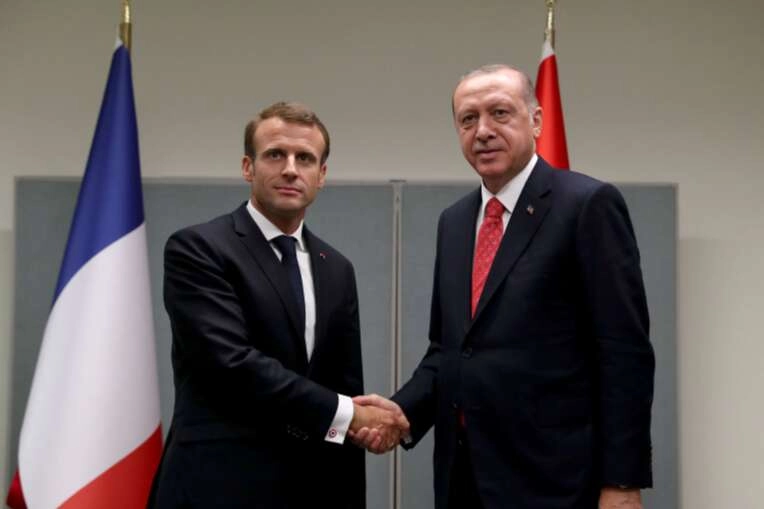 Cumhurbaşkanı Erdoğan Macron ile g&ouml;r&uuml;şt&uuml;