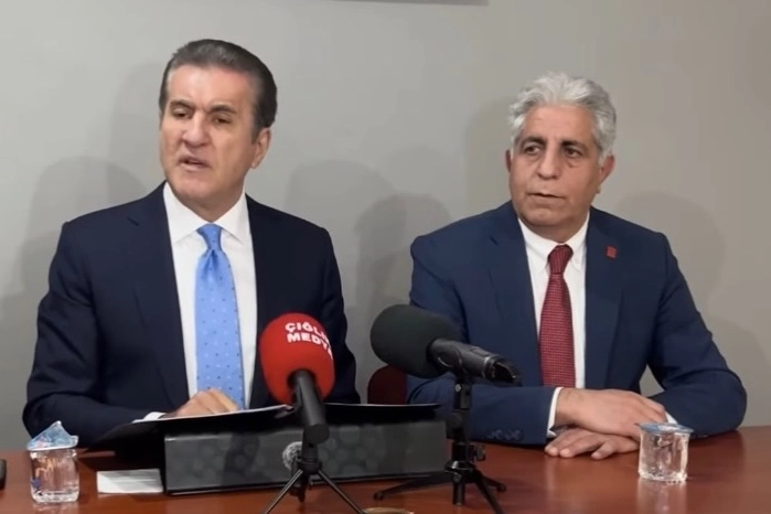 CHP'li Sarıg&uuml;l&rsquo;den sert deprem &ccedil;ıkışı:  Soruyorum, Erzincan depreme hazır mı?