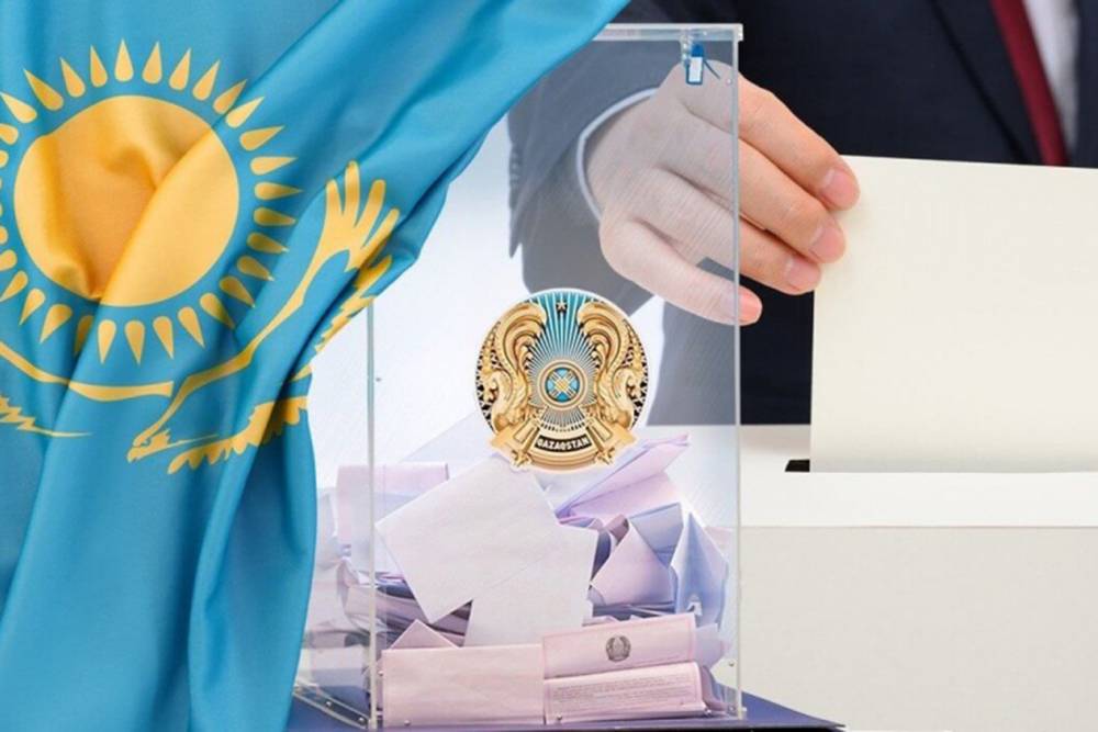 Kazakistan&rsquo;da yeni anayasa i&ccedil;in sandık kuruluyor