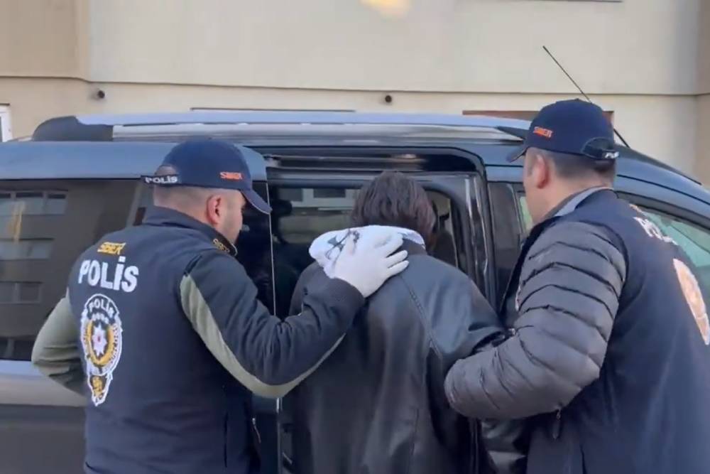 Erzurum merkezli &ldquo;phishing&rdquo; dolandırıcılığı operasyonunda 68 ş&uuml;pheli yakalandı