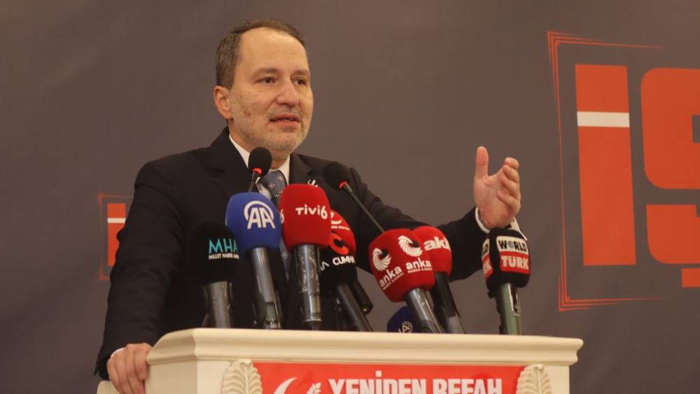 Fatih Erbakan: Ter&ouml;r konusunda &ccedil;&ouml;z&uuml;m referandumdur