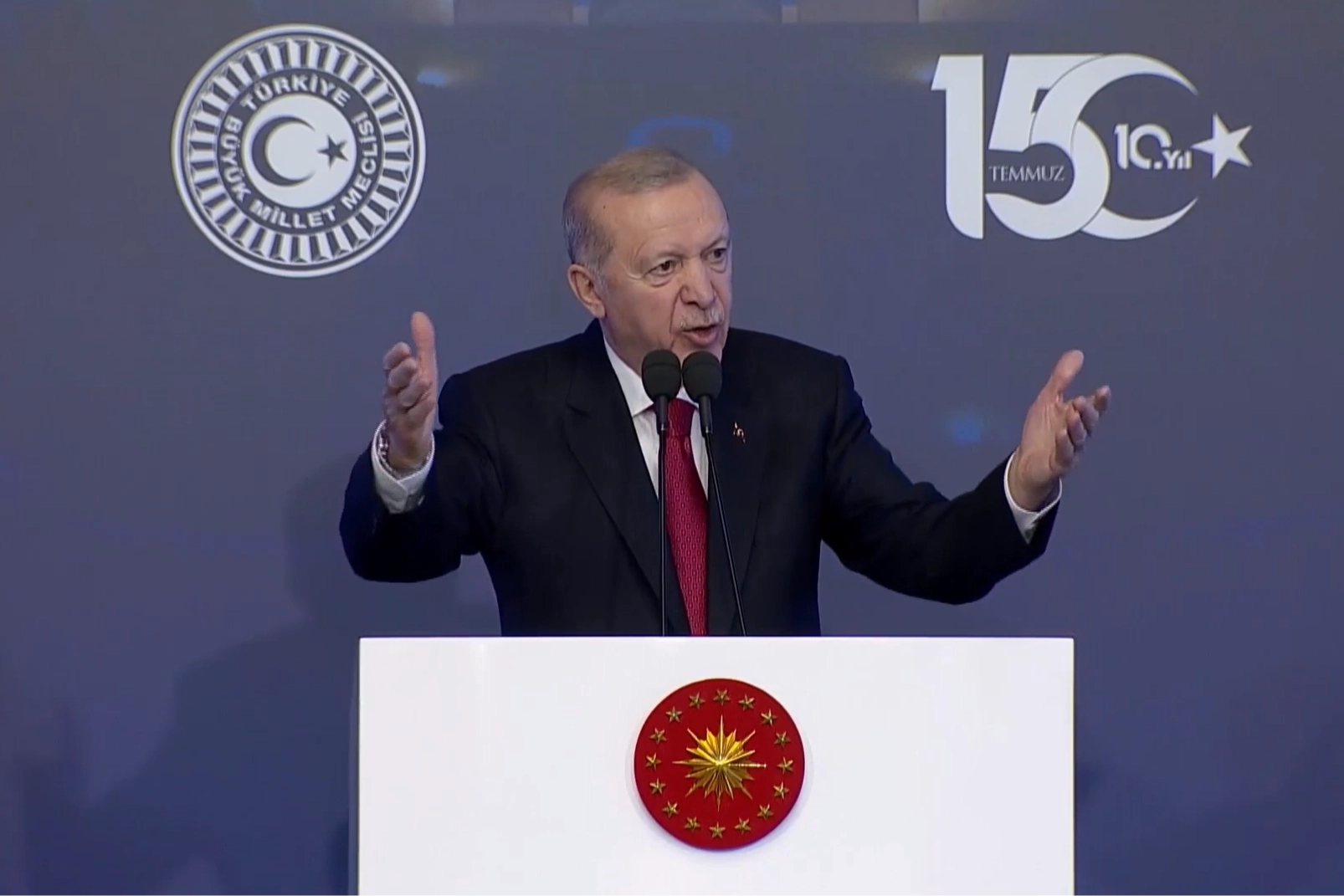 Erdoğan: T&uuml;rkiye Y&uuml;zyılı'nın &ouml;n&uuml;n&uuml; hi&ccedil;bir karanlık g&uuml;&ccedil; kesemeyecek