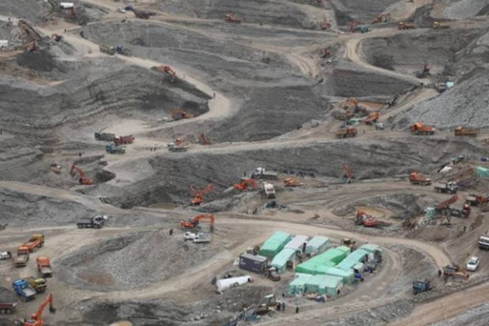 Afganistan'ın bir vilayetinde altın madenciliği 100 bin kişiyi istihdam ediyor