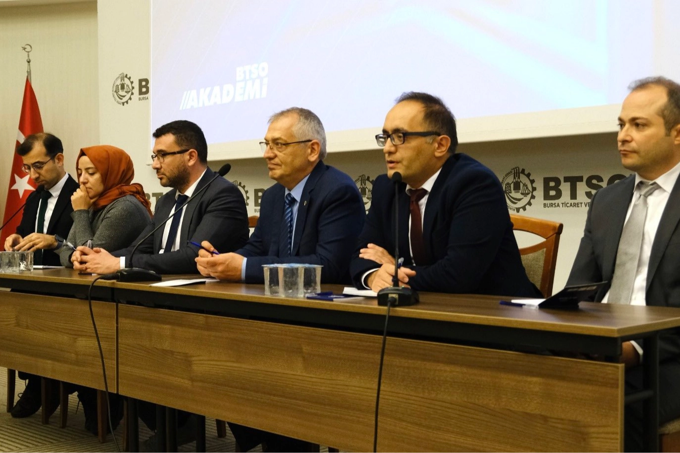 BTSO&rsquo;da asans&ouml;r sekt&ouml;r&uuml;ne g&uuml;venlik ve mevzuat odaklı toplantı