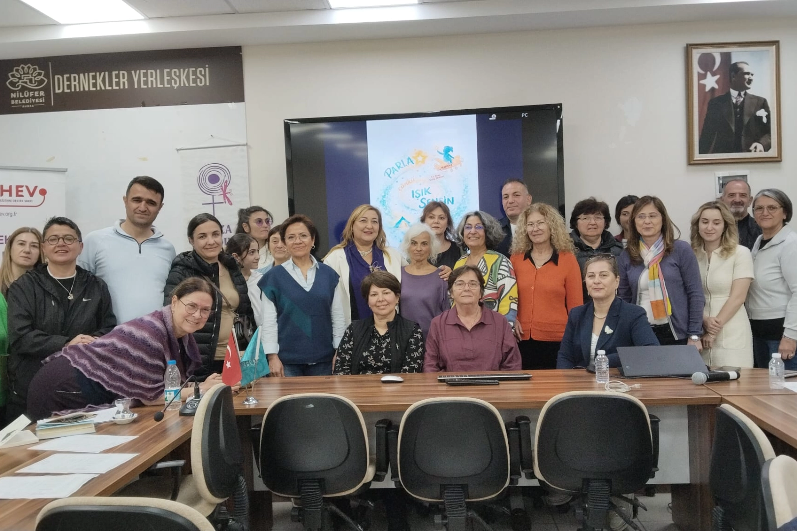 Koza Kadın&rsquo;dan anlamlı s&ouml;yleşi