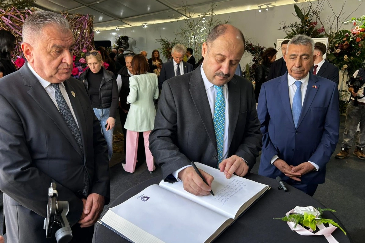 Şanlıurfa r&uuml;zg&acirc;rı Pitești&rsquo;de esti