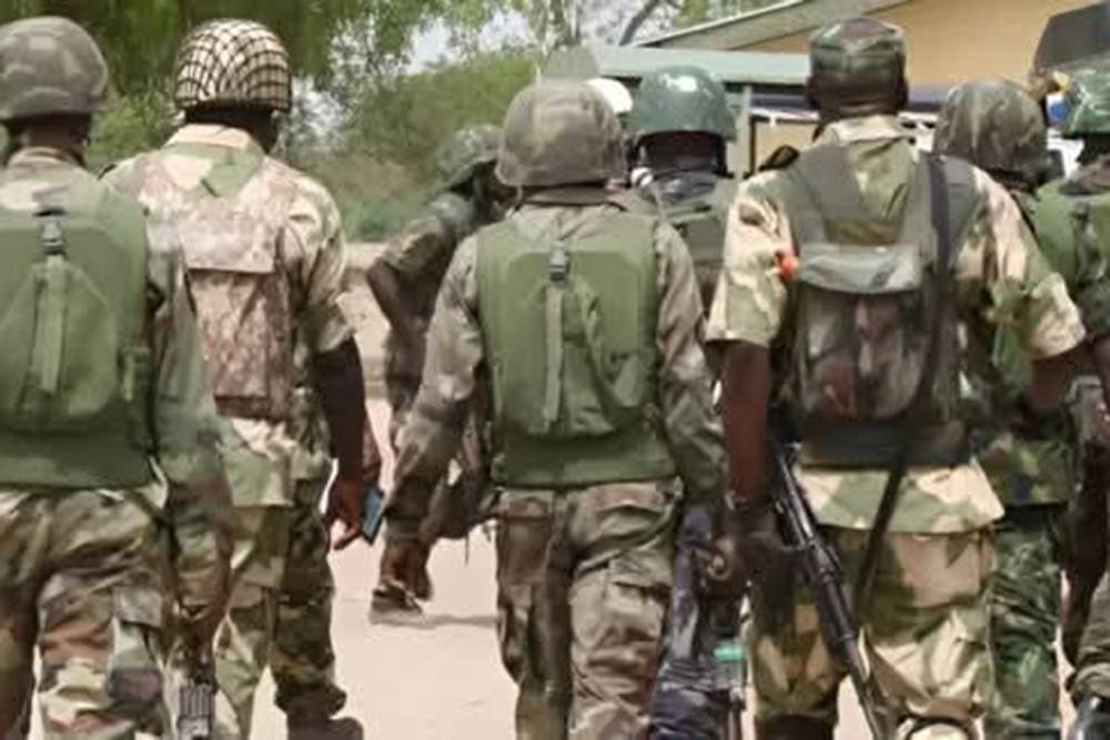 Nijerya'da silahlı saldırı: 50 kişi &ouml;ld&uuml;r&uuml;ld&uuml;, &ccedil;ok sayıda kişi ka&ccedil;ırıldı