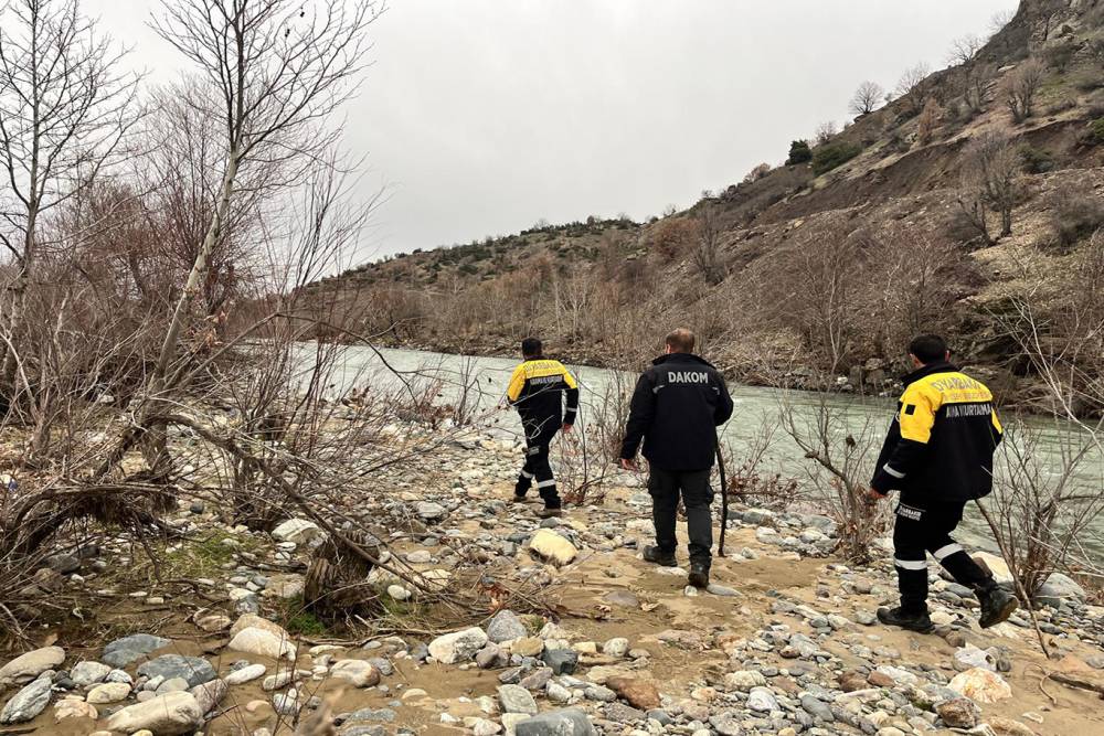Diyarbakır&rsquo;da 165 kişilik ekip kayıp yaşlı adamı arıyor