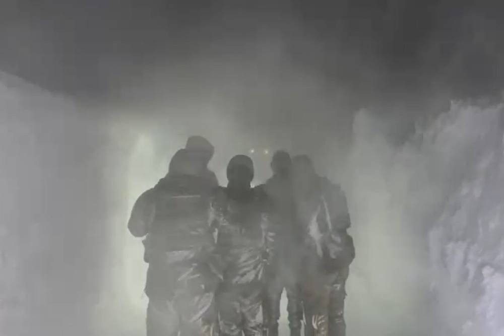 Ağrı-Kağızman yolunda mahsur kalan 2 kişi kurtarıldı