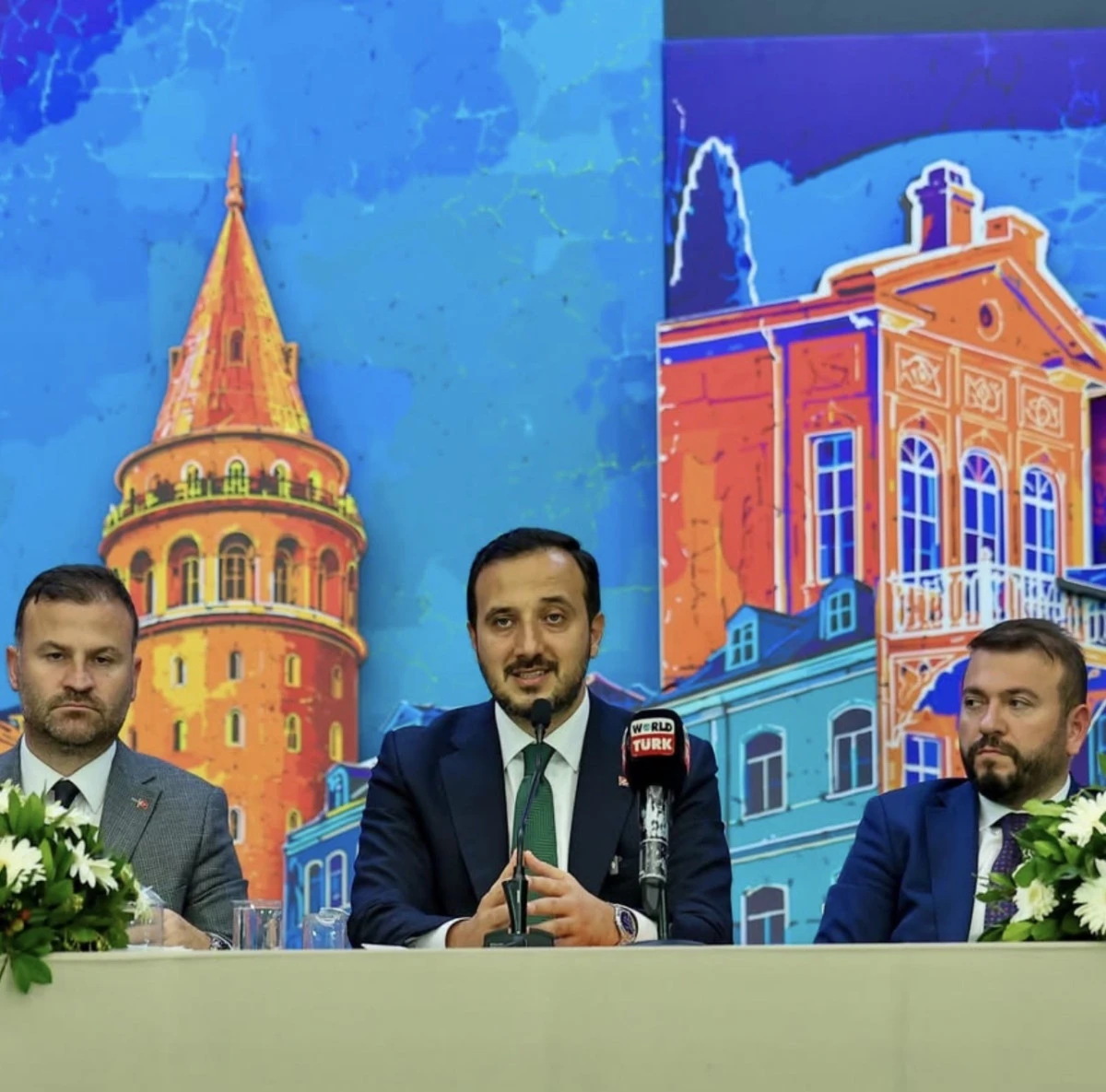 Abdullah &Ouml;zdemir Arnavutk&ouml;y&rsquo;de vatandaşları dinledi 
