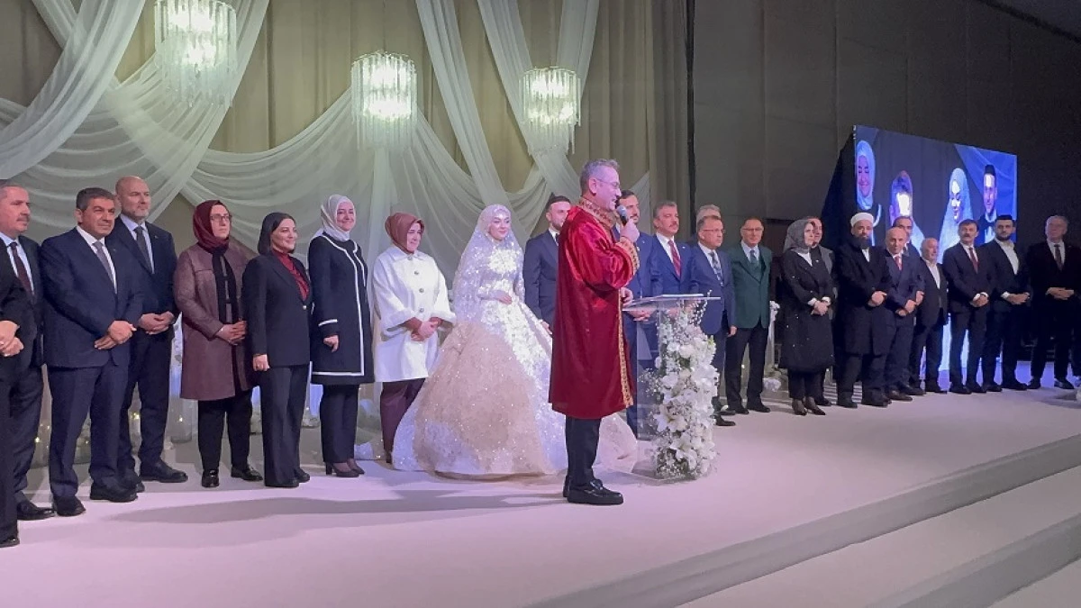 AK Parti K&uuml;&ccedil;&uuml;k&ccedil;ekmece İl&ccedil;e Başkanı Emin Kaan Kaya D&uuml;nyaevine Girdi