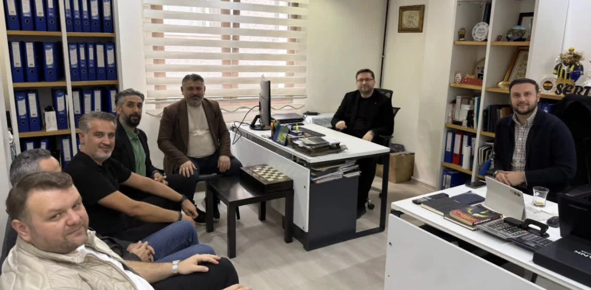 AK PARTİ TEŞKİLATINDAN NEJAT &Ouml;ZT&Uuml;RK VE BARIŞ SERT&rsquo;E ZİYARET 