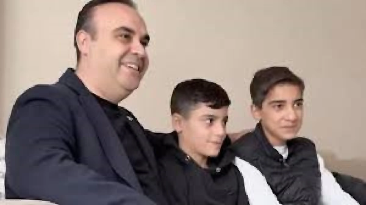 Bakan Kacır&rsquo;dan &Ouml;rnek Davranış Sergileyen &Ccedil;ocuklara Ziyaret