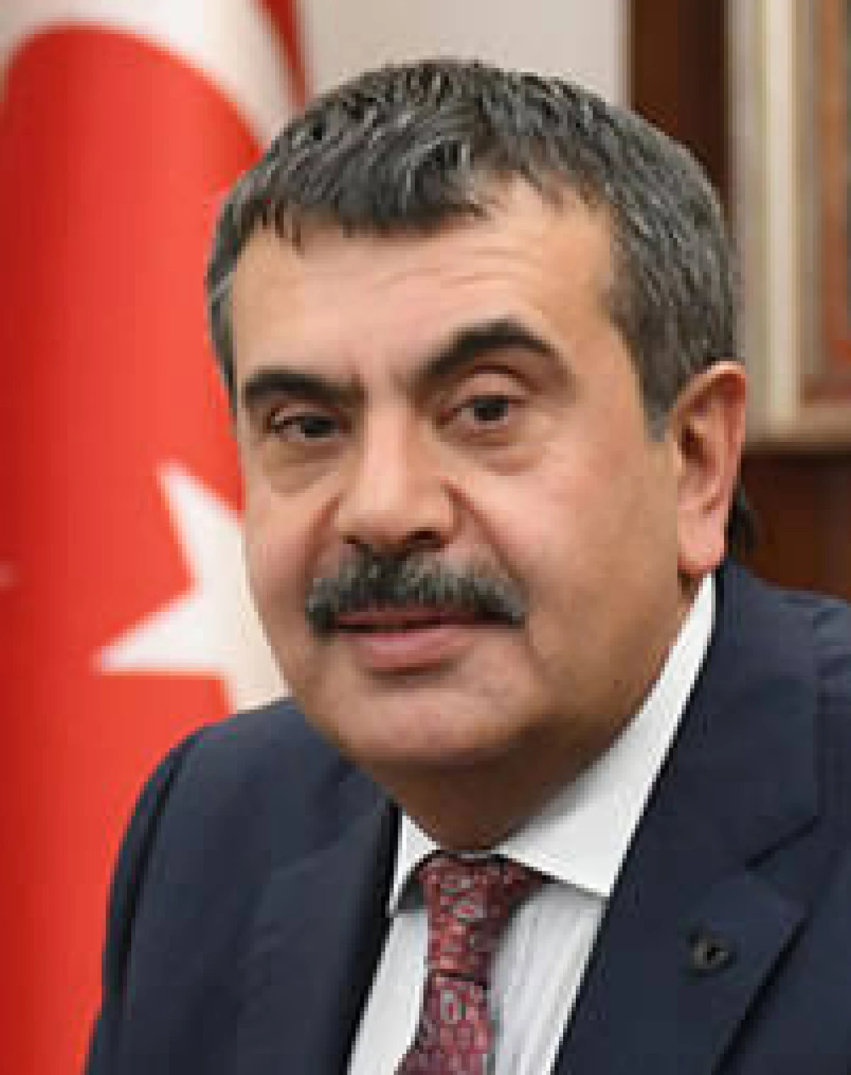 Bakan Tekin: Hem K&uuml;resel Rekabet Hem Milli Değerler
