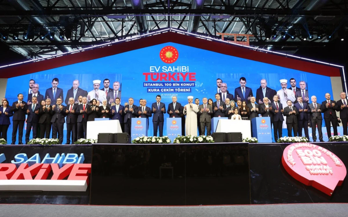 Cumhurbaşkanı Erdoğan: İstanbul&rsquo;un g&uuml;venliği i&ccedil;in yeg&acirc;ne &ccedil;&ouml;z&uuml;m kentsel d&ouml;n&uuml;ş&uuml;md&uuml;r