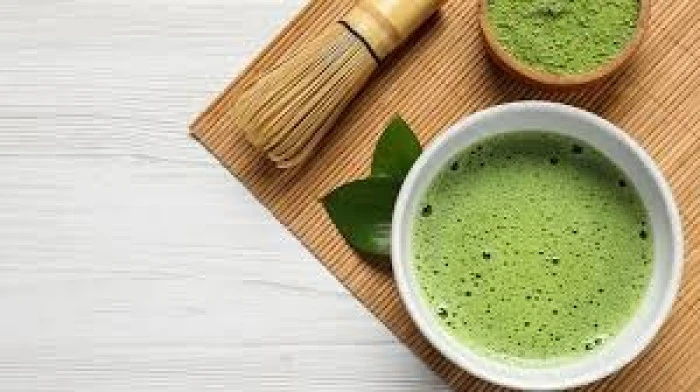 GENÇLERİN YENİ GÖZDESİ MATCHA TEHLİKESİ SAÇIYOR!
