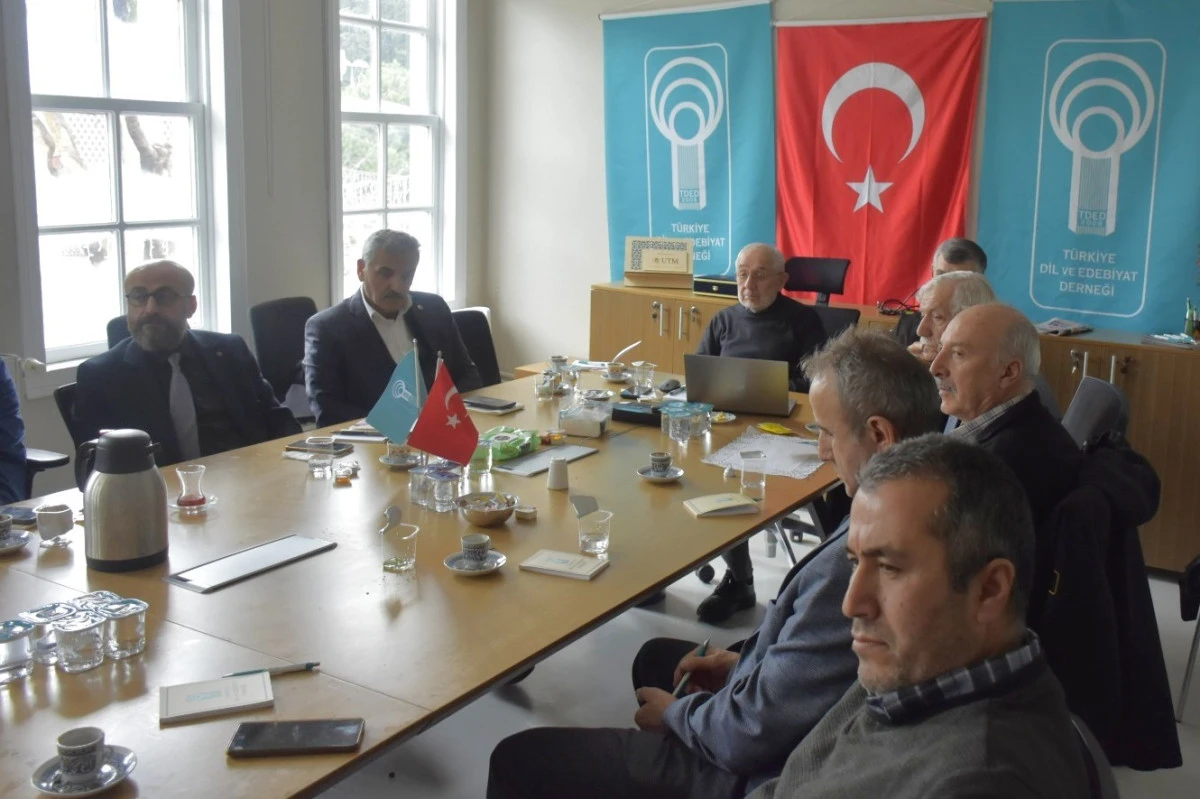 İL K&Uuml;T&Uuml;PHANE SORUMLULARI GENEL MERKEZ&rsquo;DE BULUŞTU