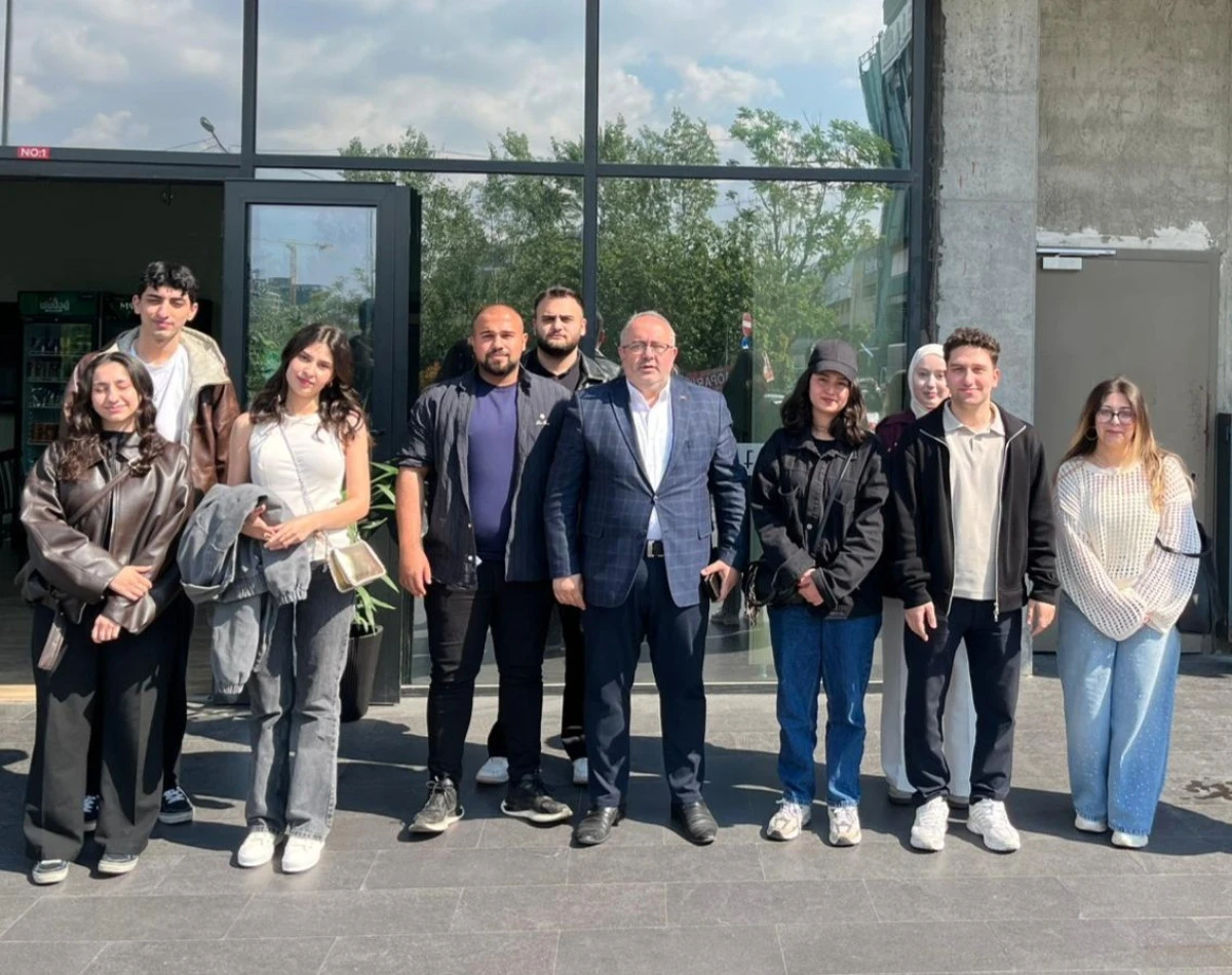 İLKER KARATAŞ  Y&Uuml;ZYIL KUL&Uuml;B&Uuml; GEN&Ccedil;LERİ İLE BULUŞTU