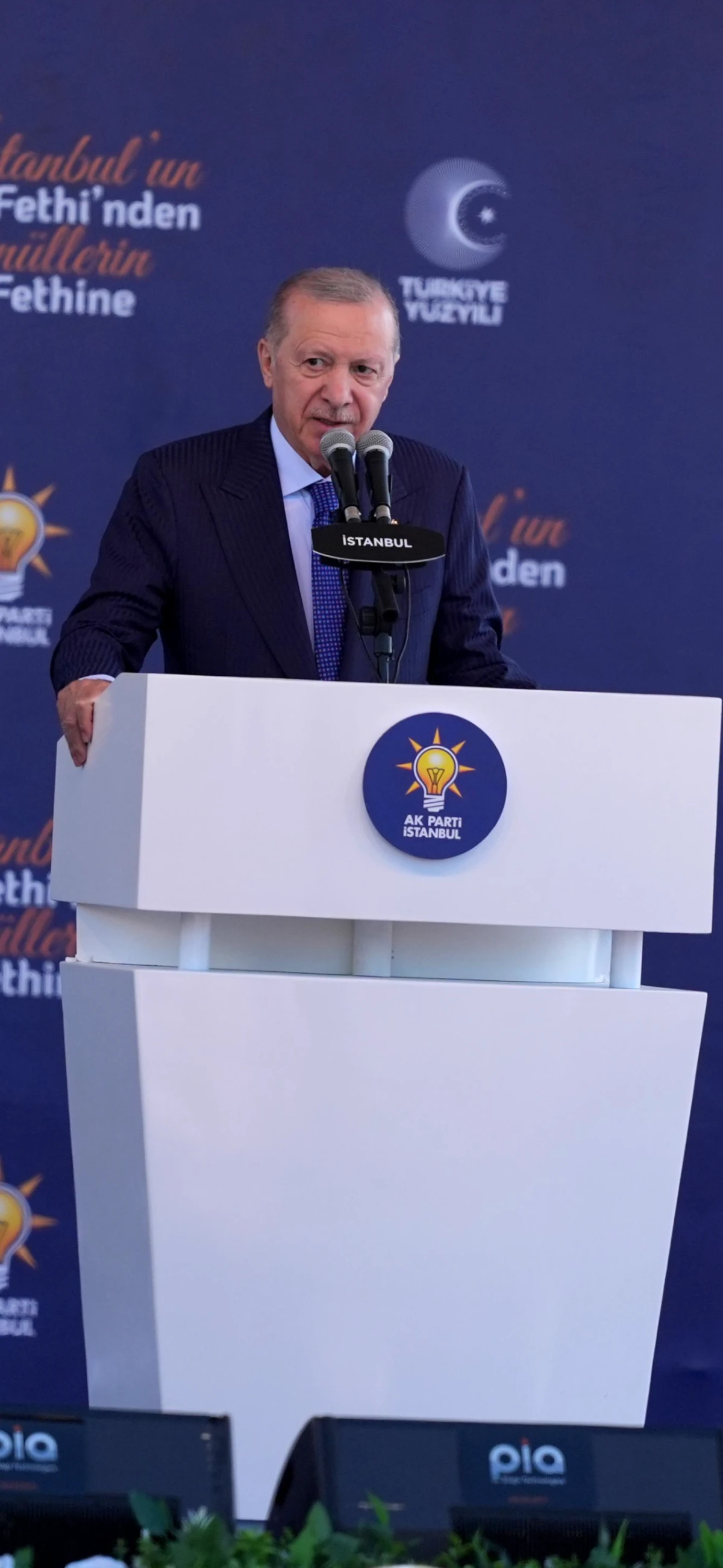 İstanbul&rsquo;da Fetih Ruhu ve Bayram Coşkusu Bir Arada