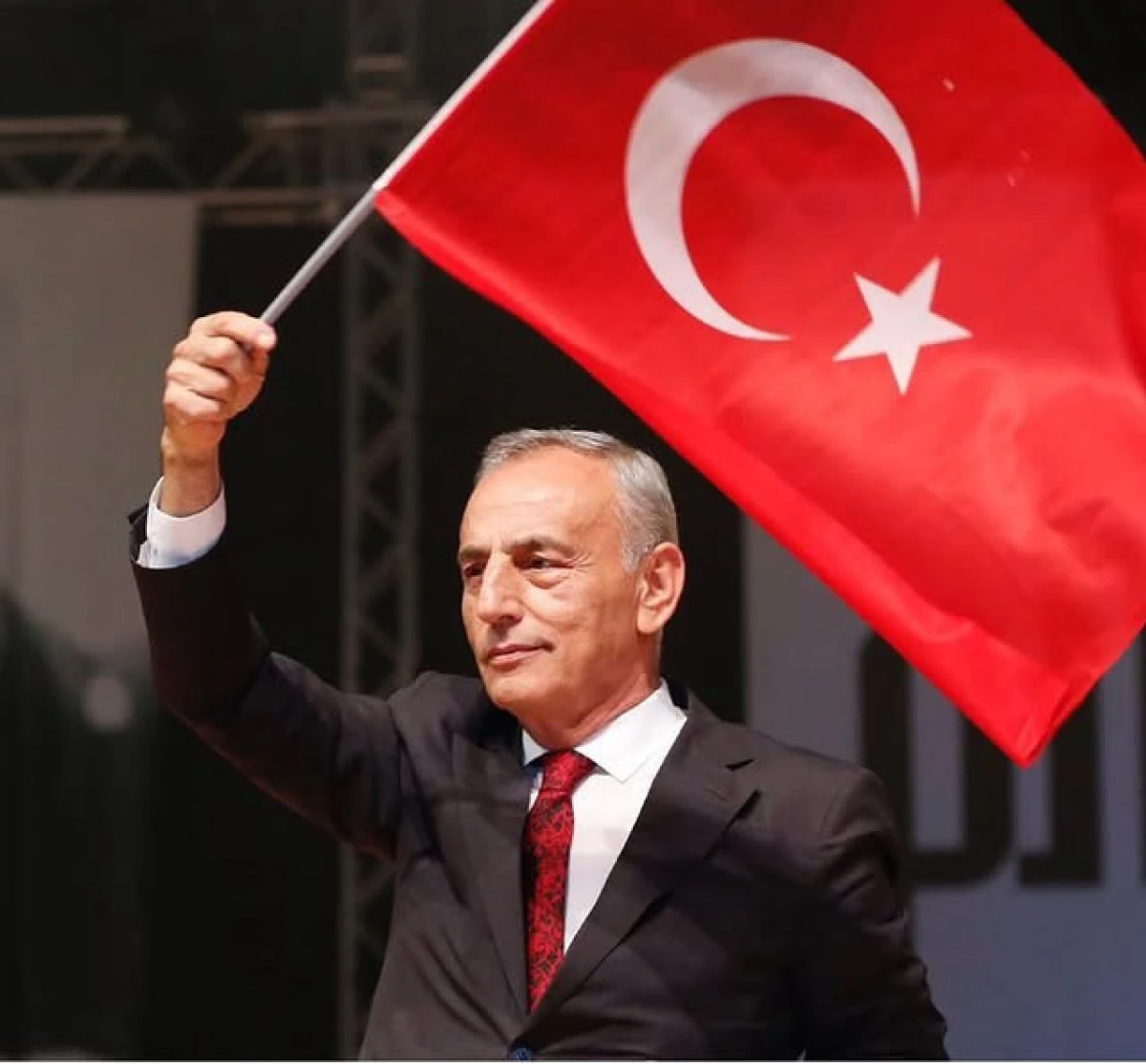 K&Uuml;&Ccedil;&Uuml;K&Ccedil;EKMECE&rsquo;DE 19 MAYIS COŞKUSU YAŞANDI...