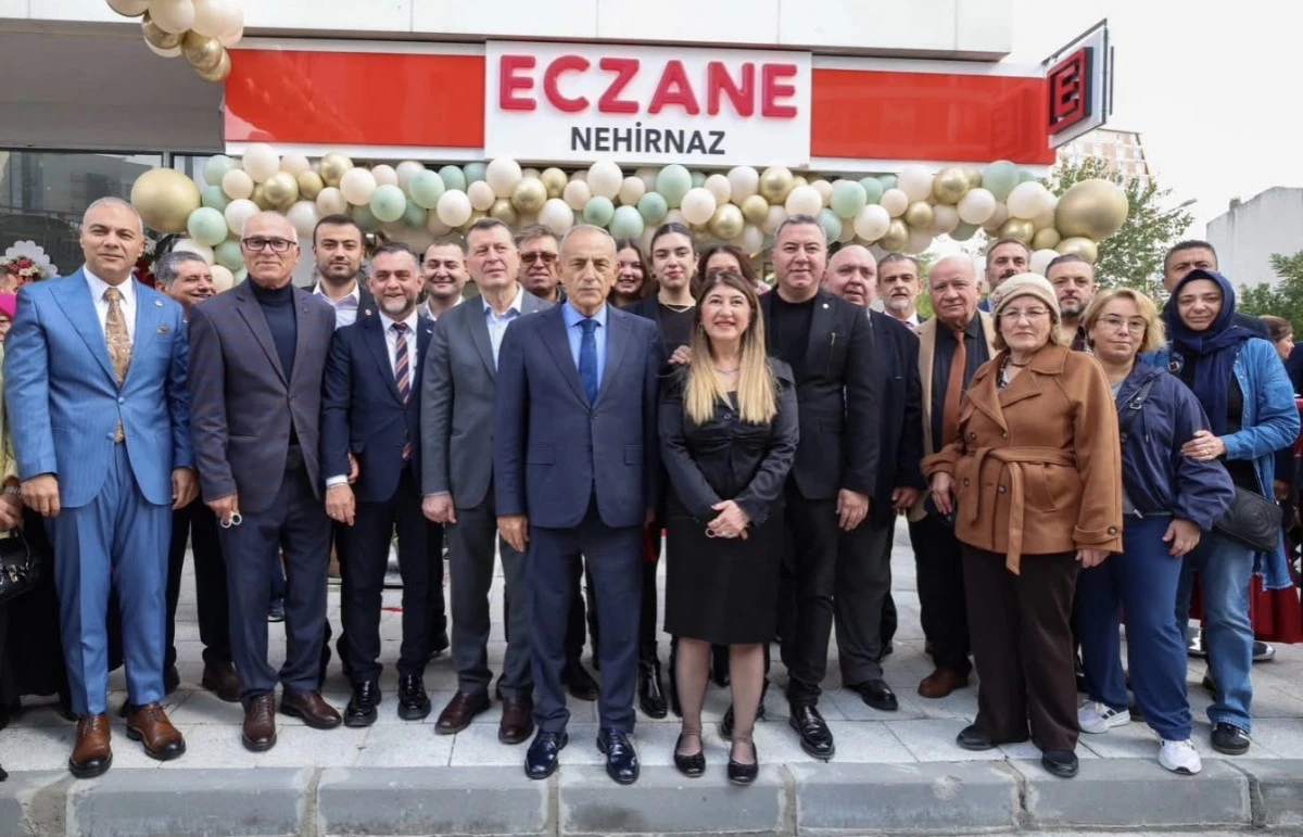K&Uuml;&Ccedil;&Uuml;K&Ccedil;EKMECE&rsquo;DE NEHİRNAZ ECZANESİ HİZMETE A&Ccedil;ILDI 