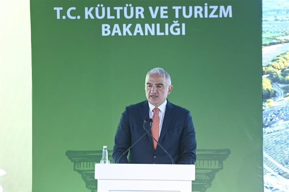 Kültür ve Turizm Bakanı Ersoy: Afrodisias Antik Kentini ve ören yerlerini tüm dünyaya tanıtacağız dedi