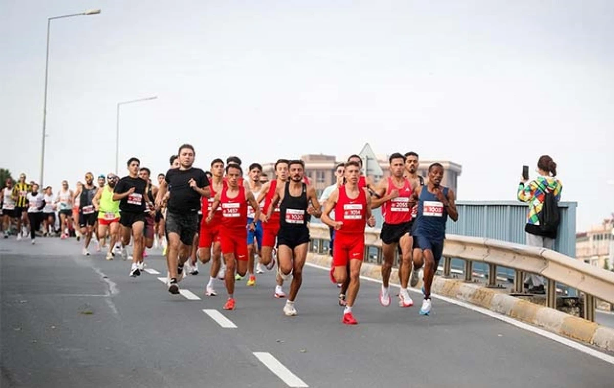 Zeytinburnu’da Koşu Heyecanı: Arısoy Startı Verdi