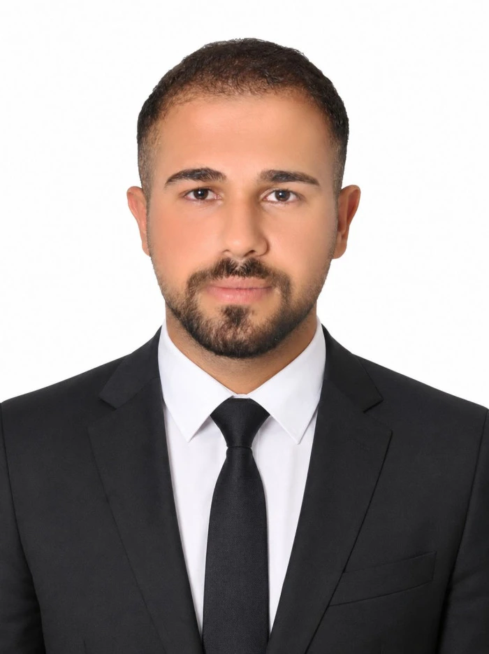 H&Uuml;SEYİN AKIN 