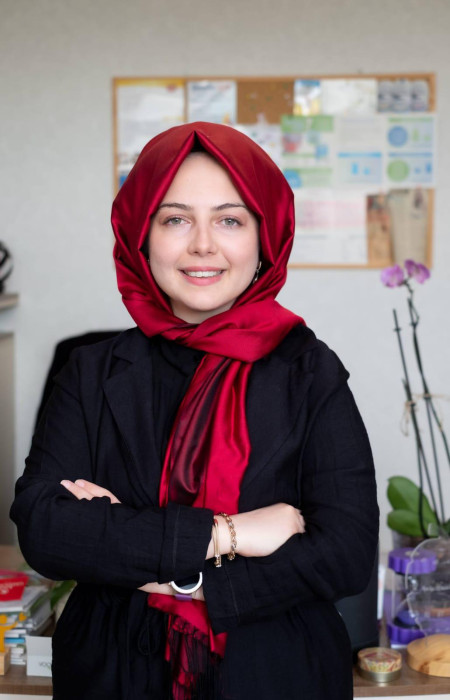 UZMAN DİYETİSYEN ELİF MELEK AVCI DURSUN